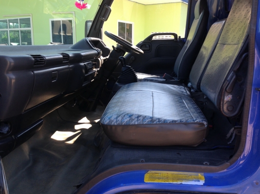 ISUZU NPR ปี 2548 ยาว 5 เมตร เครื่อง 130 แรงเทอร์โบ กะบะคาโก้ คอกเหล็กแป๊ปน้ำ ISUZU NPR ปี 2548 ยาว 5 เมตร เครื่อง 130 แรงเทอร์โบ กะบะคาโก้ คอกเหล็กแป๊ปน้ำ