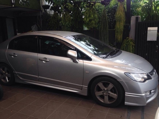 ขาย Honda civic 1.8 ปี 2008 รุ่น i-vtech ตัว top ราคาพิเศษ รถบ้าน สวยๆ รับรองว่าต้องชอบ