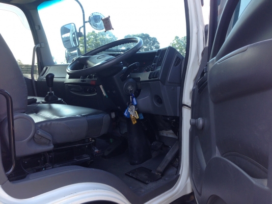 ISUZU FRR 210 ปี 2554 ยาว 5.60 เมตร เครื่อง 210 แรง