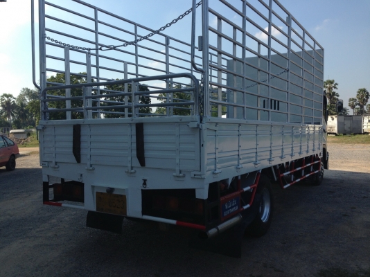 ISUZU FRR 210 ปี 2554 ยาว 5.60 เมตร เครื่อง 210 แรง