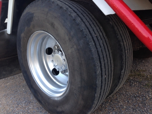 ISUZU FRR 210 ปี 2554 ยาว 5.60 เมตร เครื่อง 210 แรง