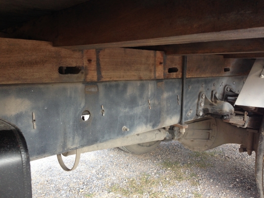 ISUZU FRR 210 ปี 2554 ยาว 5.60 เมตร เครื่อง 210 แรง