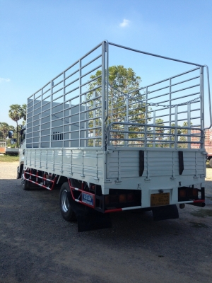 ISUZU FRR 210 ปี 2554 ยาว 5.60 เมตร เครื่อง 210 แรง