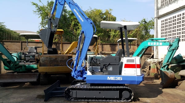 รถขุด MITSUBISHI รุ่น ME35 แทร็กเหล็ก มือสองญี่ปุ่น