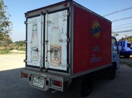 ISUZU NKR หัวการ์ตูน 4 ล้อ ยาว 3.10 เมตร รถออกห้าง ปี 41 เครื่อง 88 แรง ISUZU NKR หัวการ์ตูน 4 ล้อ ยาว 3.10 เมตร รถออกห้าง ปี 41 เครื่อง 88 แรง