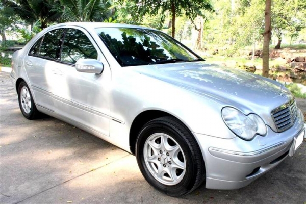2003BENZ C180 2.0Elegance มือเดียวป้ายแดง ออกรถDaimlerChrysler Thailand