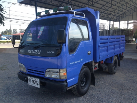 ISUZU NKR หัวน้ำเงิน 4 ล้อ ยาว 3.10 เมตร รถออกห้าง ปี 48 เครื่อง 100 แรงเทอร์โบ