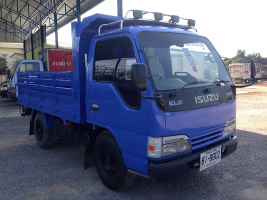 ISUZU NKR หัวน้ำเงิน 4 ล้อ ยาว 3.10 เมตร รถออกห้าง ปี 48 เครื่อง 100 แรงเทอร์โบ