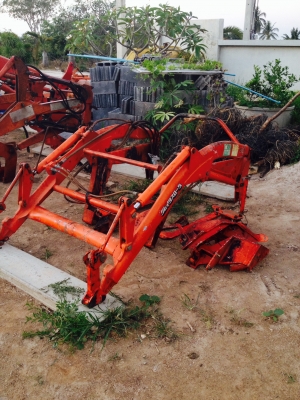 ขายชุดตักหน้าKUBOTA