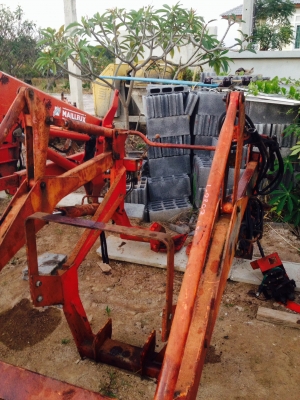 ขายชุดตักหน้าFront loader