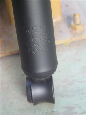 โช๊คน้ำมัน คายาบ้า ใส่รถอีซูซุ คู่หลัง