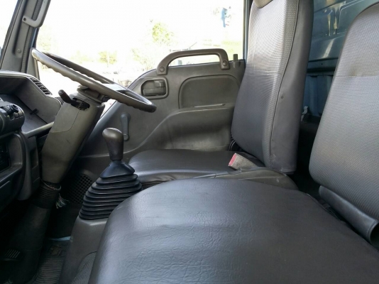 หกล้อ Isuzu