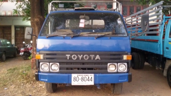 (ร้านรุ่งโรจน์ 082-1057078)ขาย 6โตโยต้า DYNA. BU91 รุ่นตัวใหญ่ แชสซีใหญ่  รถห้างแท้มือเดียว(เสี่ยจากชัยภูมิมารับรถกลับบ้านเรียบร้อย) เครื่องแน่นๆ ไม่มีไอ แชสซีไม่มีที่ติเหมือนรถใหม่ พร้อมใช้ทันที พร้อมโอนทั่วไทย