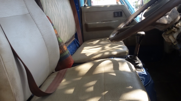 (ร้านรุ่งโรจน์ 082-1057078)ขาย 6โตโยต้า DYNA. BU91 รุ่นตัวใหญ่ แชสซีใหญ่  รถห้างแท้มือเดียว(เสี่ยจากชัยภูมิมารับรถกลับบ้านเรียบร้อย) เครื่องแน่นๆ ไม่มีไอ แชสซีไม่มีที่ติเหมือนรถใหม่ พร้อมใช้ทันที พร้อมโอนทั่วไทย