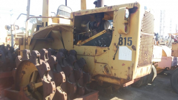 ขายด่วนครับ CAT 815 ตีนแกะ ครับ 2 เพลา พร้อมใช้ครับ เอกสาร เล่มทะเบียน