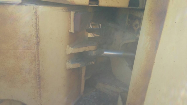 ขายด่วนครับ CAT 815 ตีนแกะ ครับ 2 เพลา พร้อมใช้ครับ เอกสาร เล่มทะเบียน