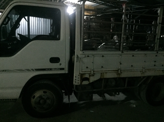 Nkr 120 แรง lpg 100\% 6 ล้อเล็ก