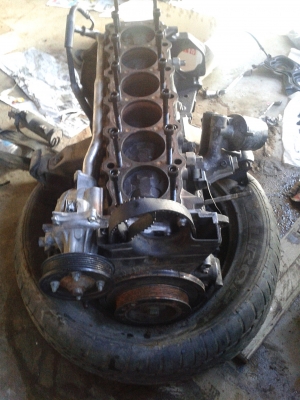 ขายเสื้อสูบ1JZ สภาพดี