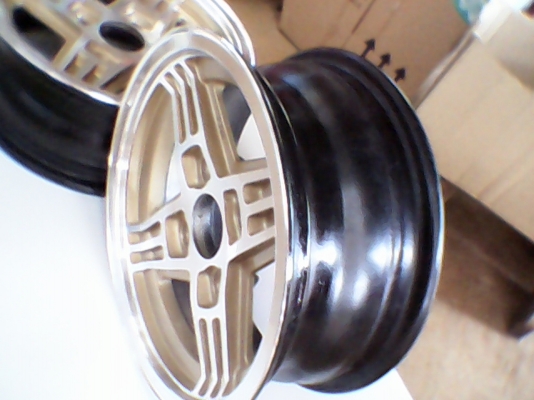 vega coss ขอบ 13 4/114.3 กว้าง 6 ราคา 5500 ร่วมส่ง สนใจโทร 0998708883 vega coss ขอบ 13 4/114.3 กว้าง 6 ราคา 5500 ร่วมส่ง สนใจโทร 0998708883