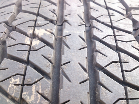 ขายแม็กยางถอดป้ายแดง NISSAN  NAVARA พร้อมยางDUNLOP 255/70R16 ปี13  ใหม่ๆชุดละ12900 ทั้งหมด 45 ชุด