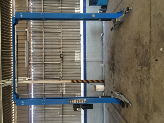 ขายฮอยยกรถขนาด3.5ตันใหม่ๆครับมี2ตัว