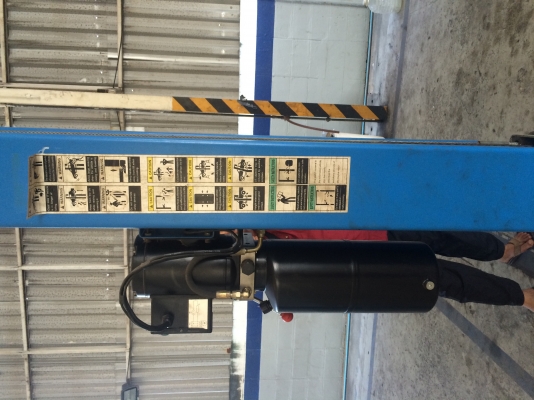 ขายฮอยยกรถขนาด3.5ตันใหม่ๆครับมี2ตัว