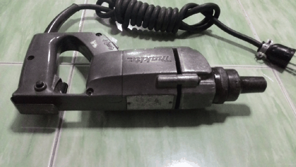ขายสว่านไขควงไฟฟ้า Makita.6700N.Made in japan 100\%.