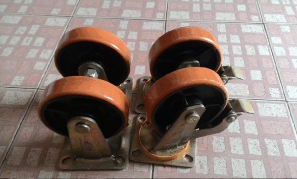 ขายล้อขนาด 6นิ้วยูนิเทนโครงสร้างเหล็กหนาสภาพสวยๆ(ชุดละ1500)