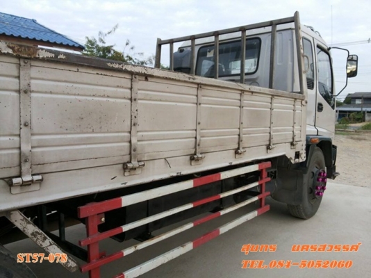 ขายด่วน รถบรรทุก 6 ล้อ ISUZU DECA 195 แรง EURO-1รถห้างแท้ ช่วงยาว 5.5M สภาพเดิมๆพร้อมใช้  ราคาสุดคุ้ม