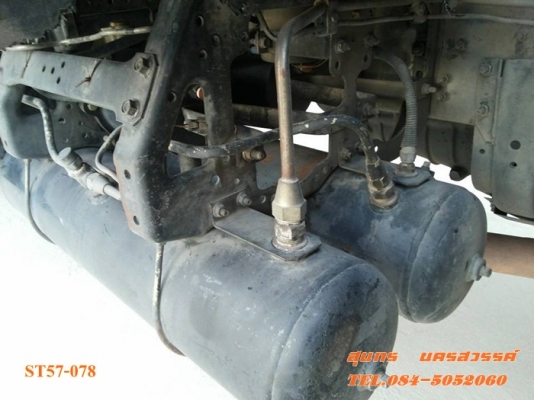 ขายด่วน รถบรรทุก 6 ล้อ ISUZU DECA 195 แรง EURO-1รถห้างแท้ ช่วงยาว 5.5M สภาพเดิมๆพร้อมใช้  ราคาสุดคุ้ม