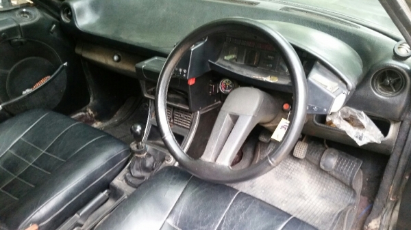 ซีตรอง CX20 เครื่องเดิม LPG ลงเล่ม ทะเบียนปี 58 ขับได้พร้อมโอน 43,000 บาท ซีตรอง CX20 เครื่องเดิม LPG ลงเล่ม ทะเบียนปี 58 ขับได้พร้อมโอน 43,000 บาท