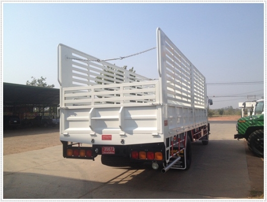 มี 6 ล้อ ISUZU DECA เครื่อง 6HK1 260 แรงม้ากระบะดั้มพ์ดินหรือกระบะคอกสูง ยาว 4-6 เมตร ยาง 900 ขอบ 20 นิ้ว รถสวยจดทะเบียนแล้วเรียบร้อย ลดราคาต้อนรับปีใหม่ สนใจติดต่อ