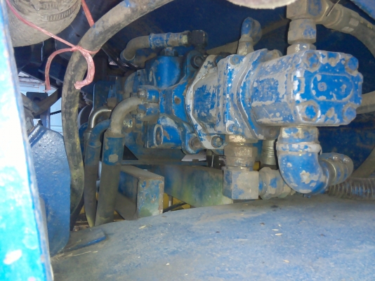 ขายรถเกี่ยวเกษตรพัฒนา ไอ้หนุ่มใวไฟ เครื่อง 6HH1 เทอร์โบว์ ขายรถเกี่ยวเกษตรพัฒนา ไอ้หนุ่มใวไฟ เครื่อง 6HH1 เทอร์โบว์