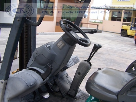 ขาย รถโฟล์คลิฟท์ KOMATSU รุ่น FD30-16