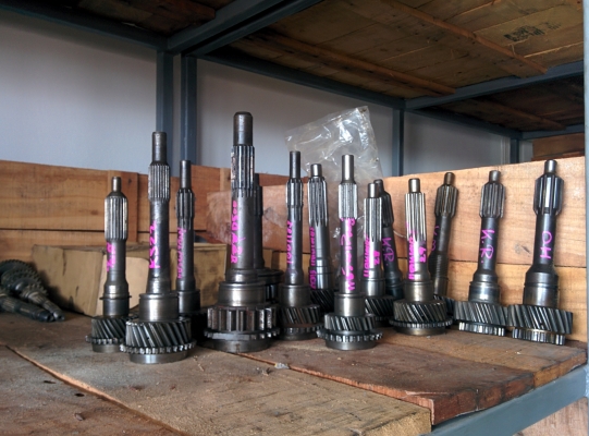 ดีเคเซียงกง ปลายเกียร์ หลากหลายรุ่น หลากหลายยี่ห้อ ใช้กับรถ ใช้กับเรือ