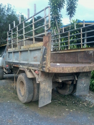 (มี2คัน)๘ษญ") ขายไป จ.ศรีษะเกศ..6ล้อหน้ายาว175แรงและ168แรง..เครื่อง6BG1และEH700 เฟืองท้ายฟูโซ่ พ.เพาเวอร์ มีแอร์ 1 คัน...