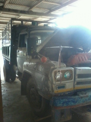 (มี2คัน)๘ษญ") ขายไป จ.ศรีษะเกศ..6ล้อหน้ายาว175แรงและ168แรง..เครื่อง6BG1และEH700 เฟืองท้ายฟูโซ่ พ.เพาเวอร์ มีแอร์ 1 คัน...