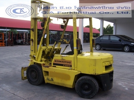 ขาย รถโฟล์คลิฟท์ KOMATSU รุ่น FD25-8