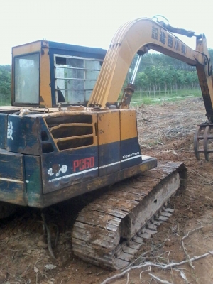 PC60-3 มีหัวคีบ บุ้งกี้..รถสภาพดีรถเดิมๆ.. เอวแน่นๆ เครื่องดี ช่วงล่างสวย โซ่สวย รถพร้อมใช้