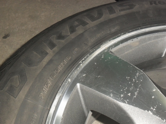 ล้อแม็ก 16นิ้ว 6รู โตโยต้า พร้อมยาง สวยๆ 4 ล้อ ราคา 6900 บาท ล้อแม็ก 16นิ้ว 6รู โตโยต้า พร้อมยาง สวยๆ 4 ล้อ ราคา 6900 บาท