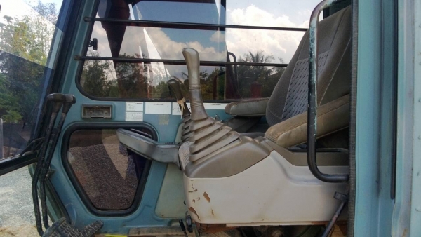 ขาย Hitachi EX130-3