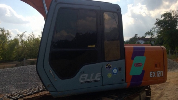 ขาย Hitachi EX130-3