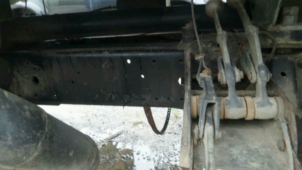 รถบรรทุน้ำมัน 115 แรง NPR59LU55M ถัง7000ลิตร 3ช่อง ปั้มเกียร์แปะ..รถสวย...