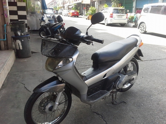 nouvo ตัวเก่า สีเทา วิ่ง 3,000 กม.ไมล์แท้ๆ รถสวย ชุดสีสด เครื่องเดิม แน่นๆ รับประกัน ยางมิชลินอย่างดี ระบบไฟใช้ได้หมด รถให้ฝรั่งเช่า ไม่ช้ำ ขับน้อย ภาษี พรบ.ถึงปีหน้า