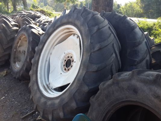 ขายยางพร้อมกระทะ 16.9 R38 ยี่ห้อMICHELIN 21000บาท ขายยางพร้อมกระทะ 16.9 R38 ยี่ห้อMICHELIN 21000บาท