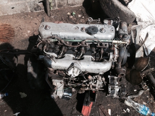 เครื่อง isuzu 4BE1 พร้อมเกียร์ เครื่องดีไม่มีไอ เอกสาร ลงเล่ม