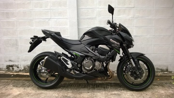 Z800 สภาพสวย วิ่ง 2000 มีของแต่ง ถูกๆ ต่อรองได้ จัดส่งฟรี สวยๆจ้า
