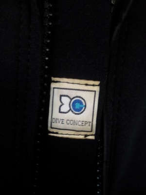 ชุดเล่นกีฬาทางน้ำ XL ครับ ไม่ขาด 1,900 บาท ชุดเล่นกีฬาทางน้ำ XL ครับ ไม่ขาด 1,900 บาท