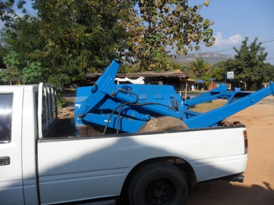 ขายแล้ว ขอบคุณพี่กฤษดา ลพบุรีมากครับ ชุดตักหน้ารถไถฟอร์ด 6600-6610ตรงรุ่น ยี่ห้อSTOLL โครงสวยครบ ขายตามสภาพ ครบเลยชุดนี้พร้อมคอนโทล