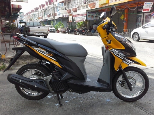 Click 125i ปี 2014 คอมบายเบรค วิ่ง 400 กม. รถไม่ถึง 2 เดือน สภาพเทพๆ น้องๆป้ายแดง เอกสารจำนำครบ ภาษี พรบ.เต็